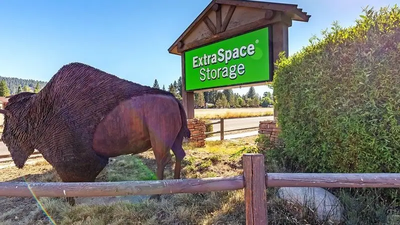 Extra Space Storage, RV storage in Big Bear Lake