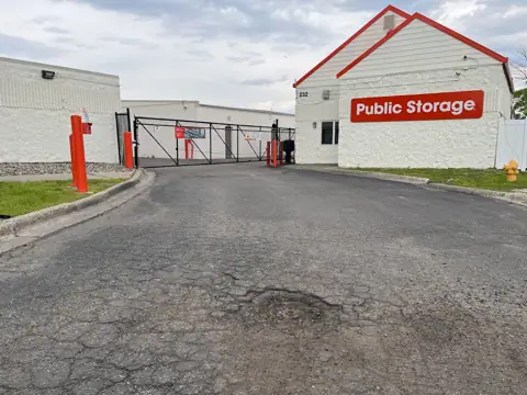 Public Storage photo 3