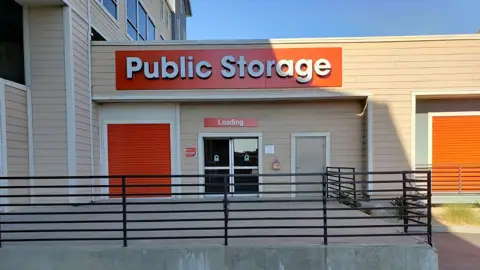 Public Storage photo 2