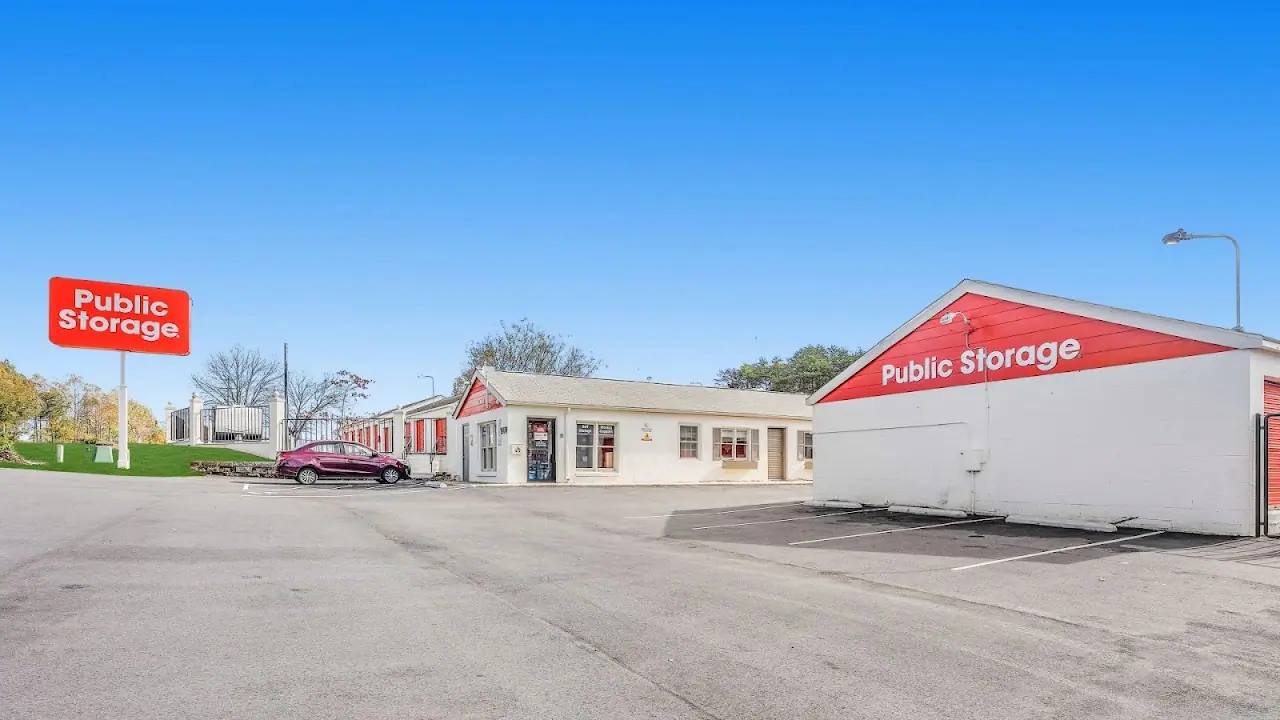 Public Storage, RV storage in Hickory