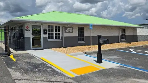 Extra Space Storage in Lakeland, FL