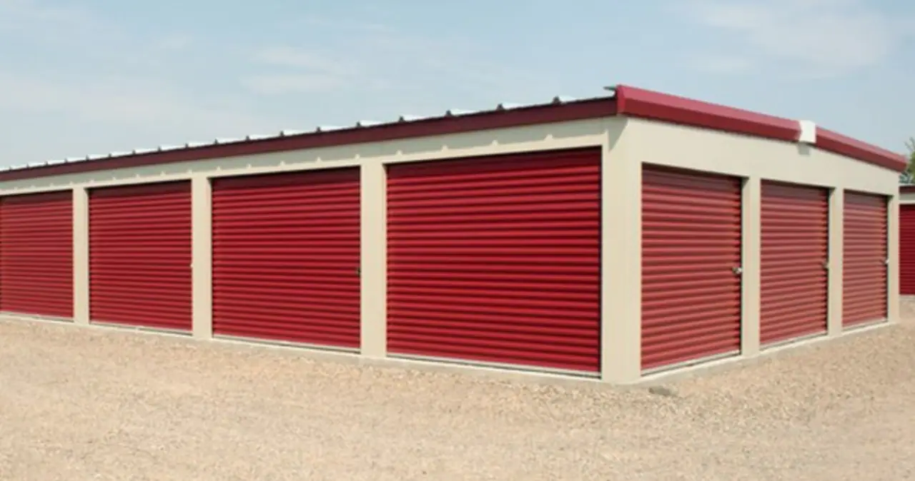Northwest RV Boat & Public Storage, RV storage in Lincoln