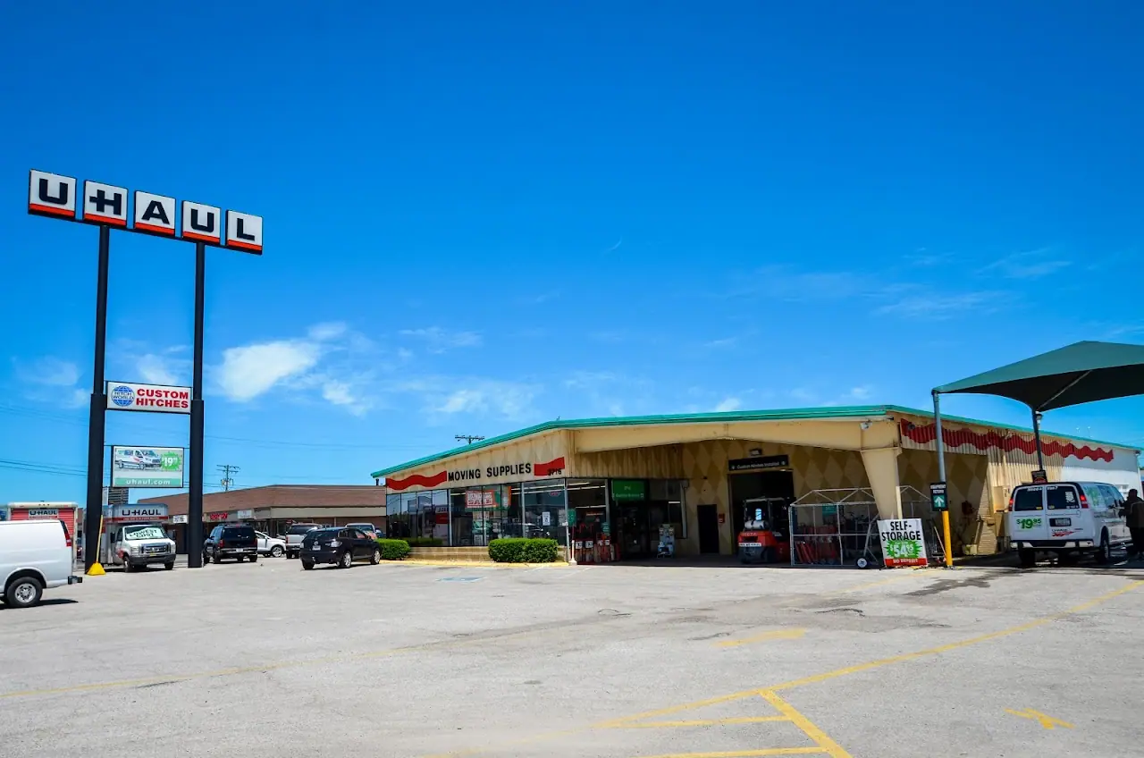 Self-Storage at U-Haul, RV storage in Kokomo