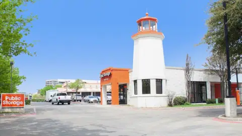 Public Storage in Dallas, TX