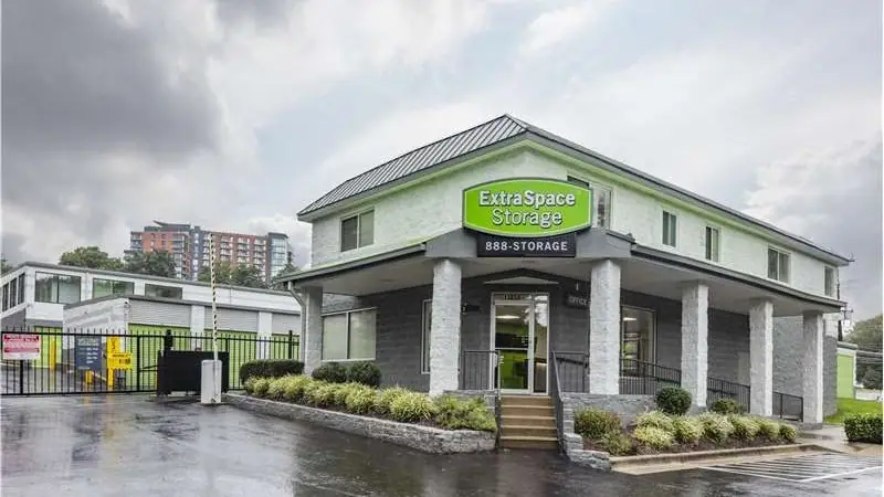 Extra Space Storage, RV storage in Rockville