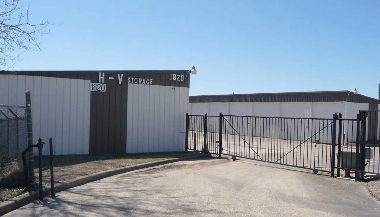 H & V Storage, RV storage in Rockwall