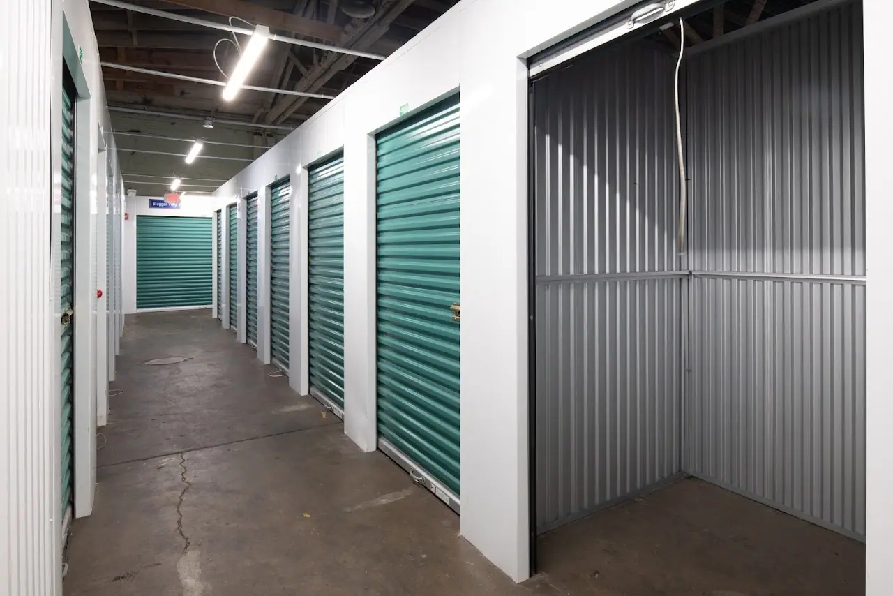 Mini Mall Storage, RV storage in Louisville