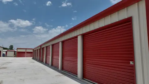 Locker Storage Coweta photo 2