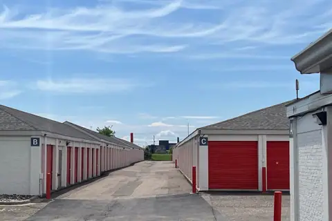 Public Storage photo 2