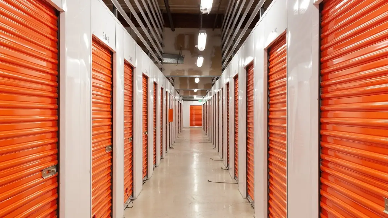 Public Storage, RV storage in Los Angeles