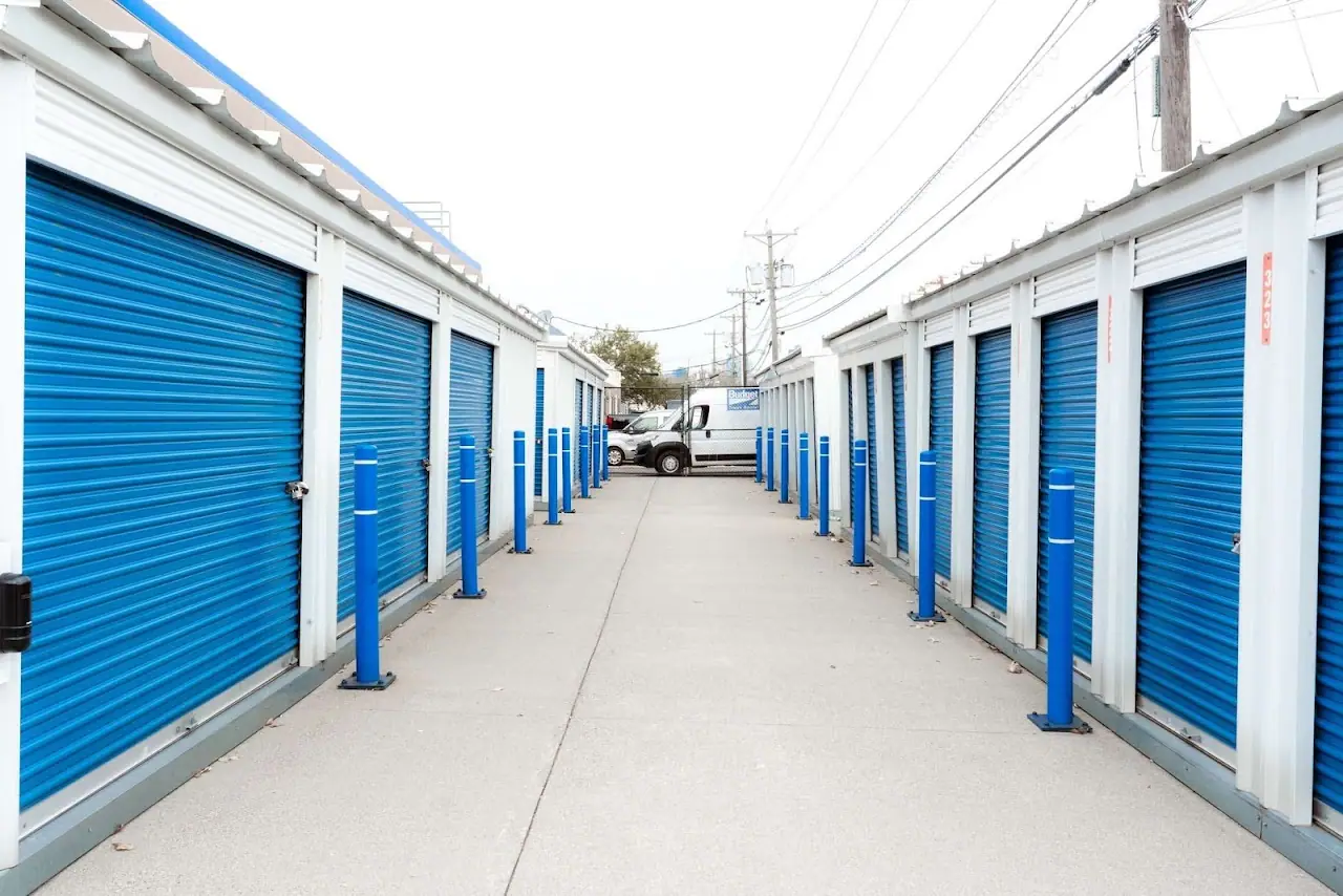 Liberty Self Storage Jersey City, RV storage in Jersey City
