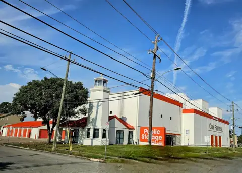 Public Storage photo 2
