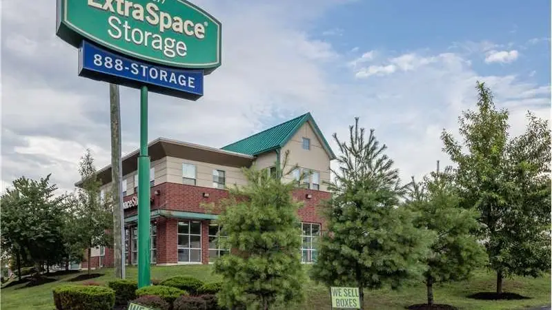 Extra Space Storage, RV storage in Pasadena