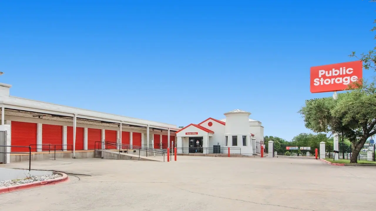 Public Storage, RV storage in Austin