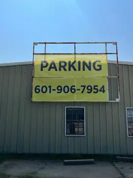 Bulldog Storage and Parking photo 3
