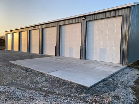 Two Silos RV and Boat Storage LLC photo 2