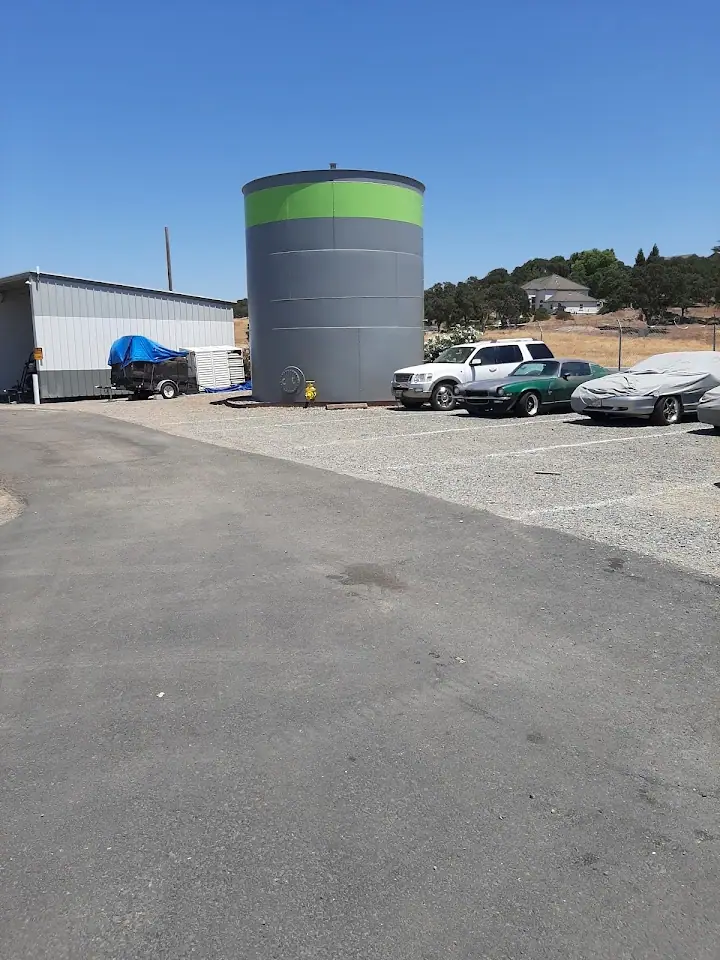 Camanche Lake Storage, RV storage in Wallace