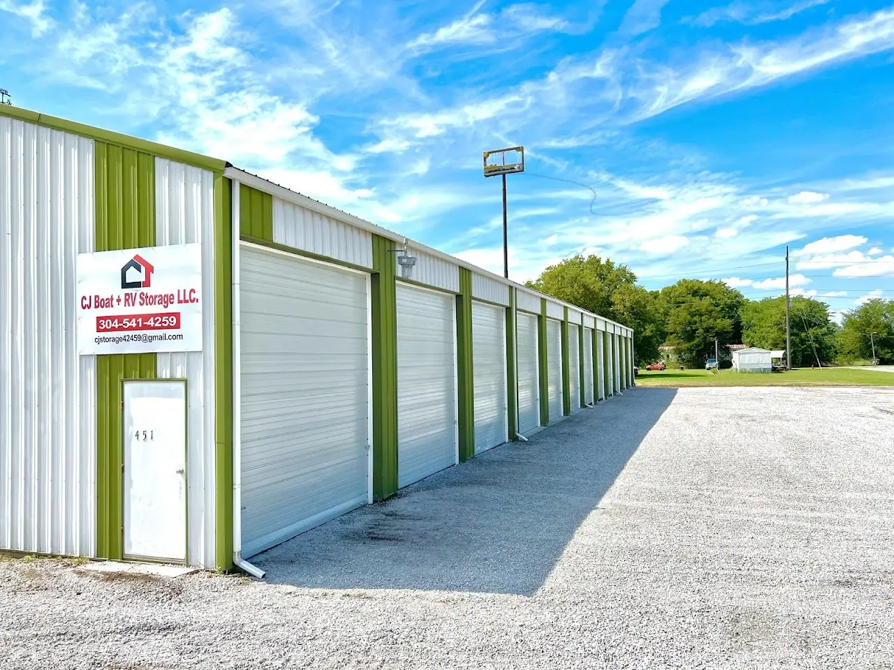 CJ Boat and RV Storage LLC, RV storage in Shawneetown