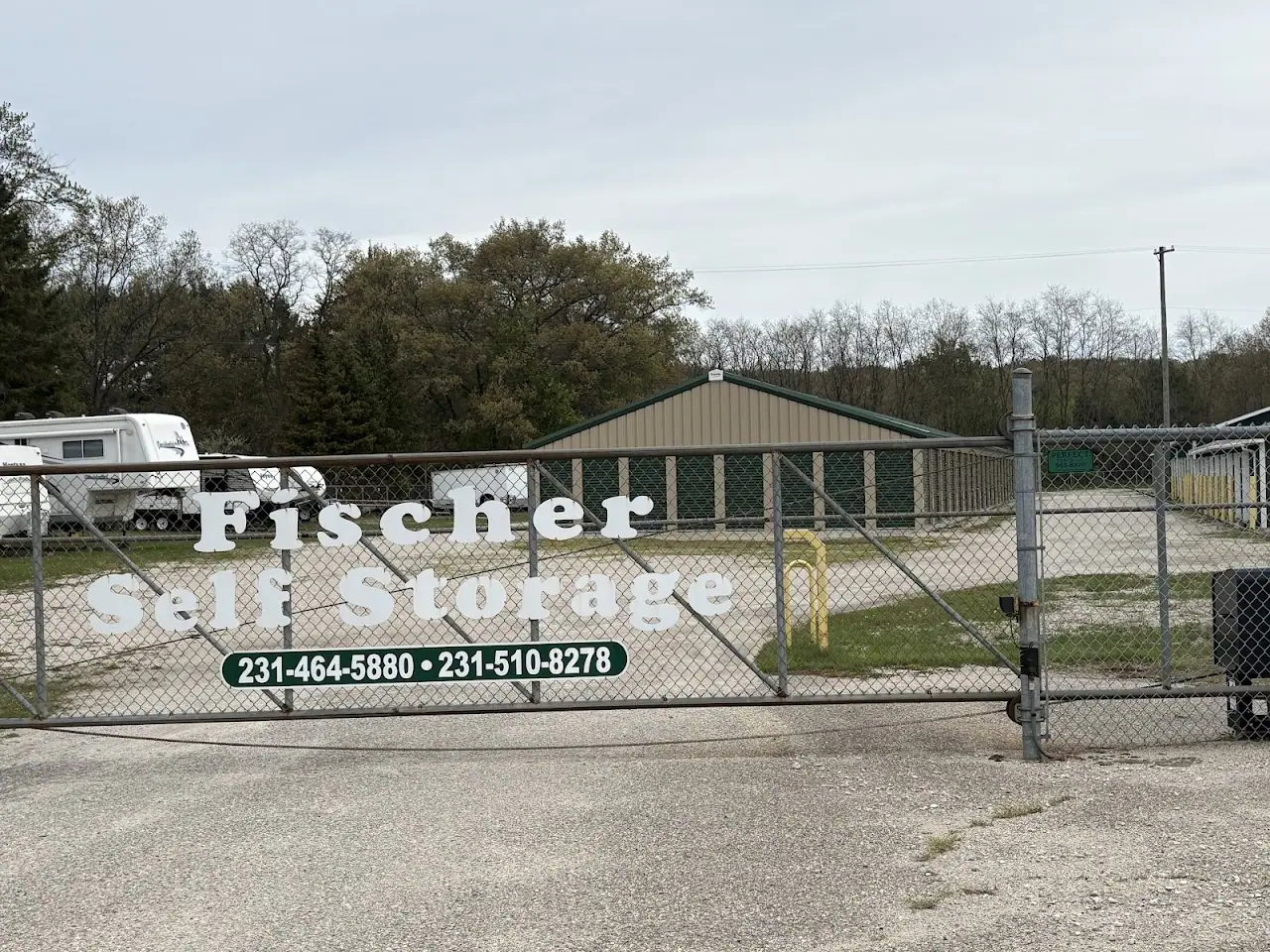 Fischer Self Storage - Parkdale, RV storage in Manistee
