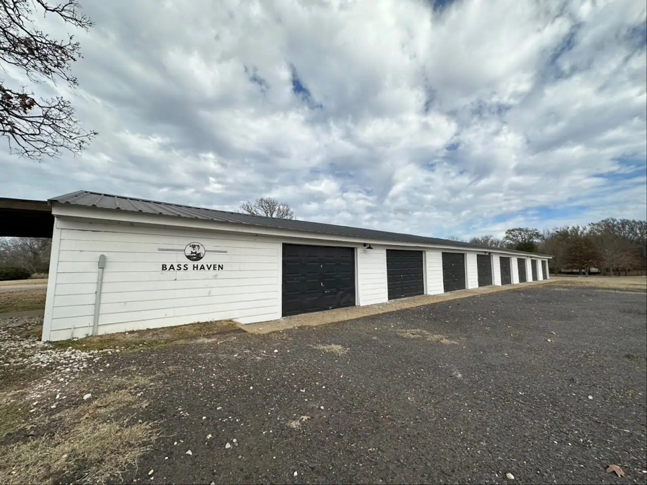 Bass Haven at Lake Fork, RV storage in Yantis