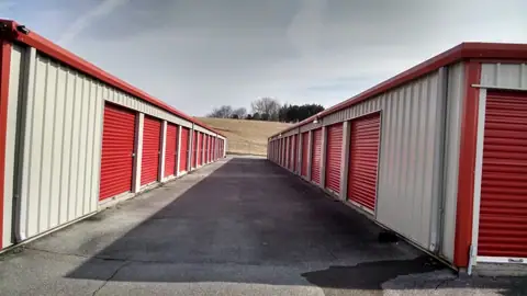 416 Mini Storages in Sevierville, TN