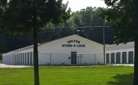 Holton Store and Lock in Holton, MI