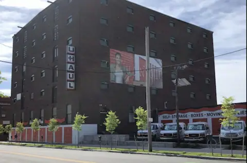 Self-Storage at U-Haul in Paterson, NJ