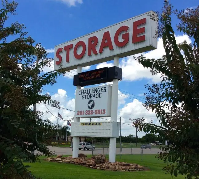 Challenger Storage, RV storage in Webster