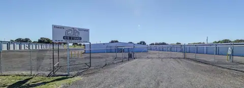 1810 Storage in Decatur, TX