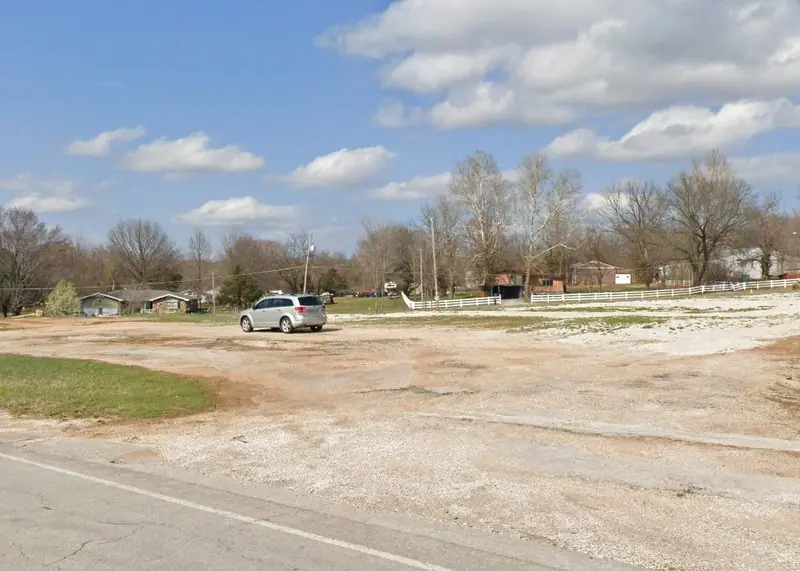 RoadSide Parking and Storage, RV storage in Springfield