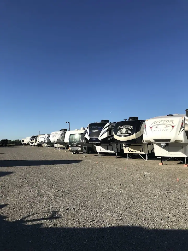J-Z Boat & RV Storage, RV storage in Modesto