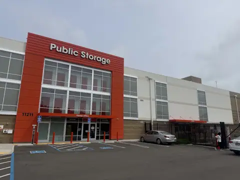 Public Storage photo 2