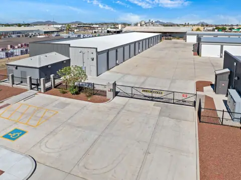 Luxelocker Luxury Storage - Glendale, AZ photo 2