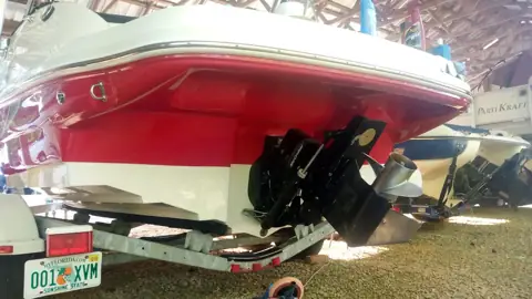 Bev's Quik Stop Boat Storage photo 3