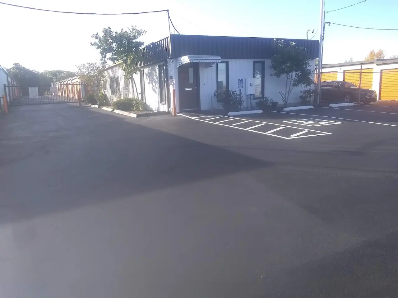 Art's High Ridge Self Storage, RV storage in High Ridge