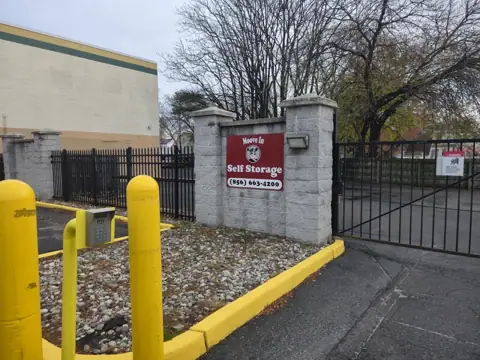Moove In Self-Storage in Pennsauken, NJ