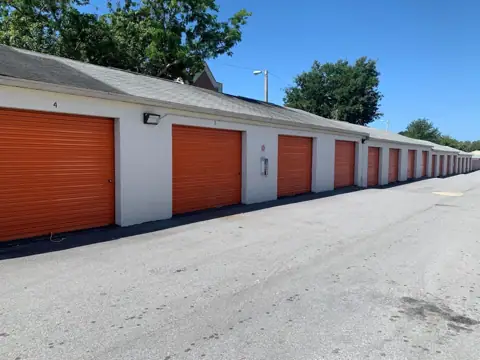 Public Storage photo 2