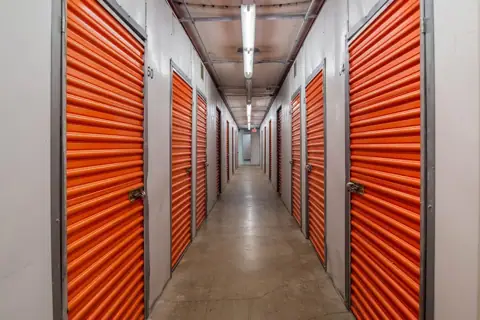 Public Storage photo 3