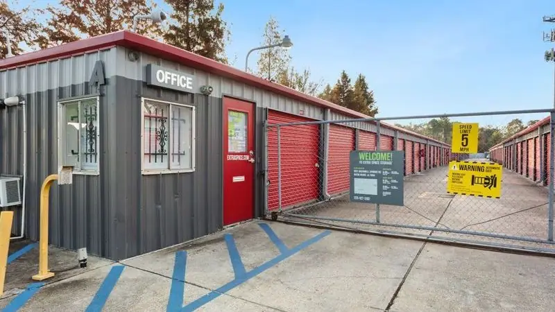 Extra Space Storage, RV storage in Baton Rouge