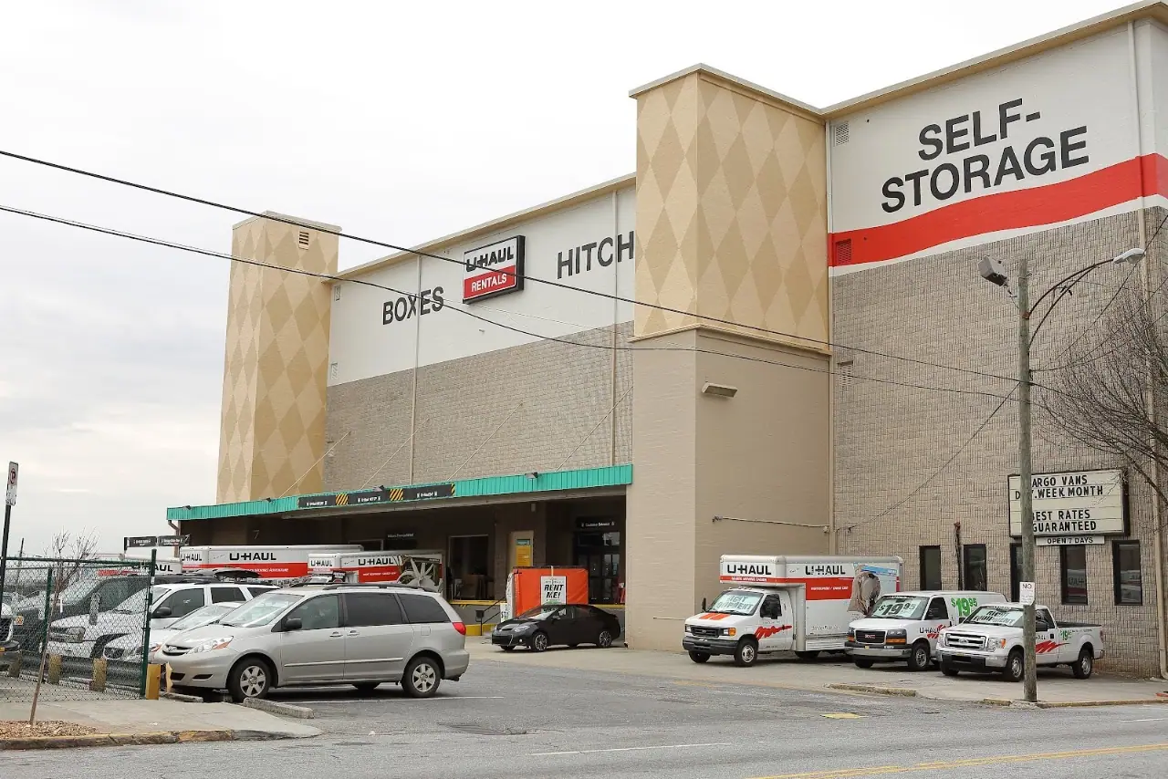 Self-Storage at U-Haul, RV storage in Atlanta