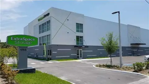 Extra Space Storage in Brandon, FL