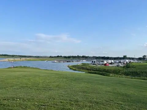 Thunderbird Marina and RV Resort photo 3