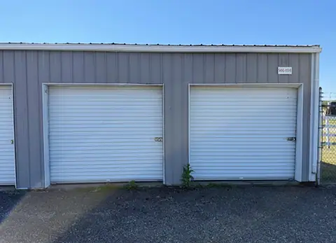 Dove Storage - Lancaster photo 2