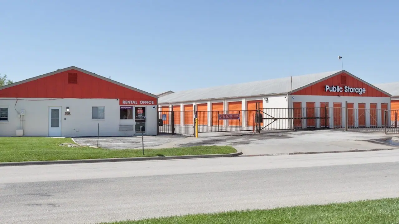 Public Storage, RV storage in Olathe