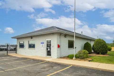 Devon Self Storage Lynwood, Illinois in Lynwood, IL