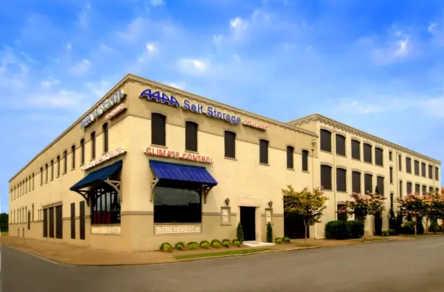 AAAA Self Storage, RV storage in Norfolk
