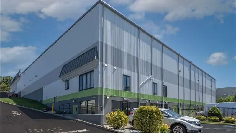 Extra Space Storage, RV storage in North Bergen