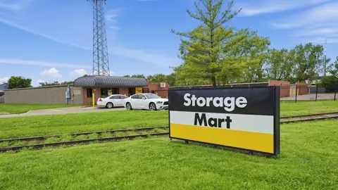 StorageMart photo 2