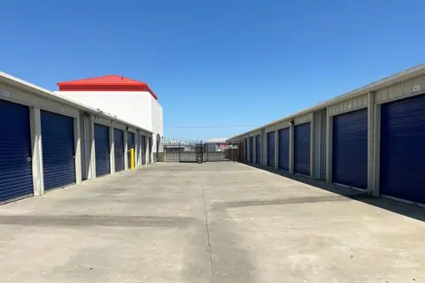 Public Storage photo 3