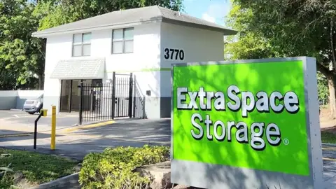 Extra Space Storage in Lantana, FL